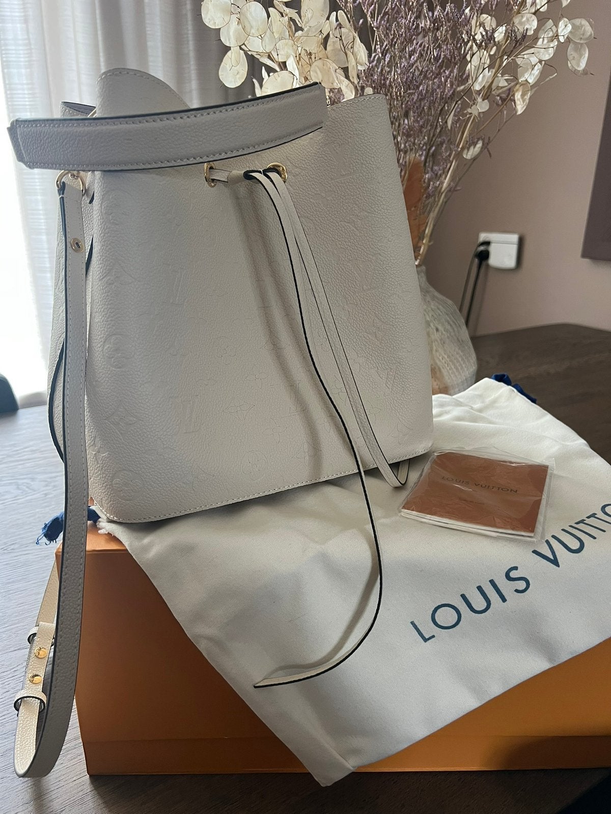 Lv tas néo noé, echt leer, Ophalen of Verzenden, Nieuw, Wit, Handtas