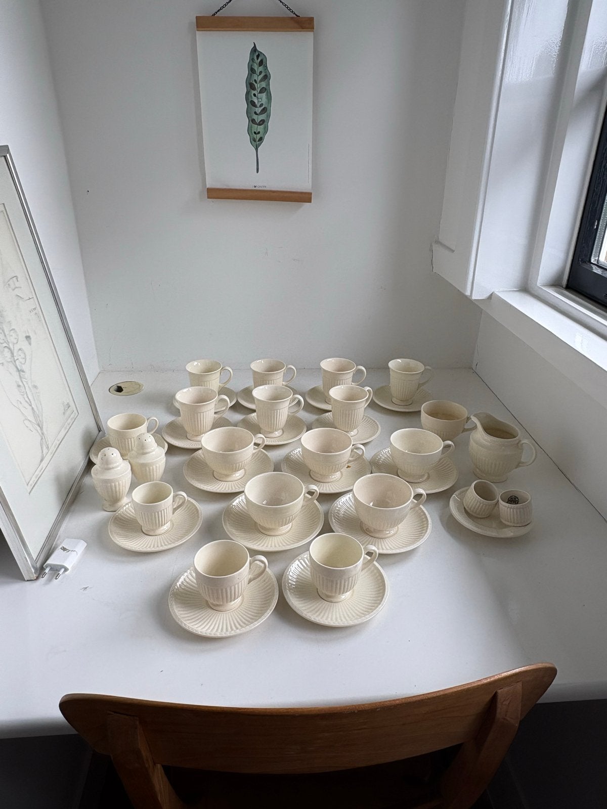 Vintage Wedgwood Edme crèmekleurig servies met melkkannetje, Ophalen, Steen, Gebruikt, Vintage
