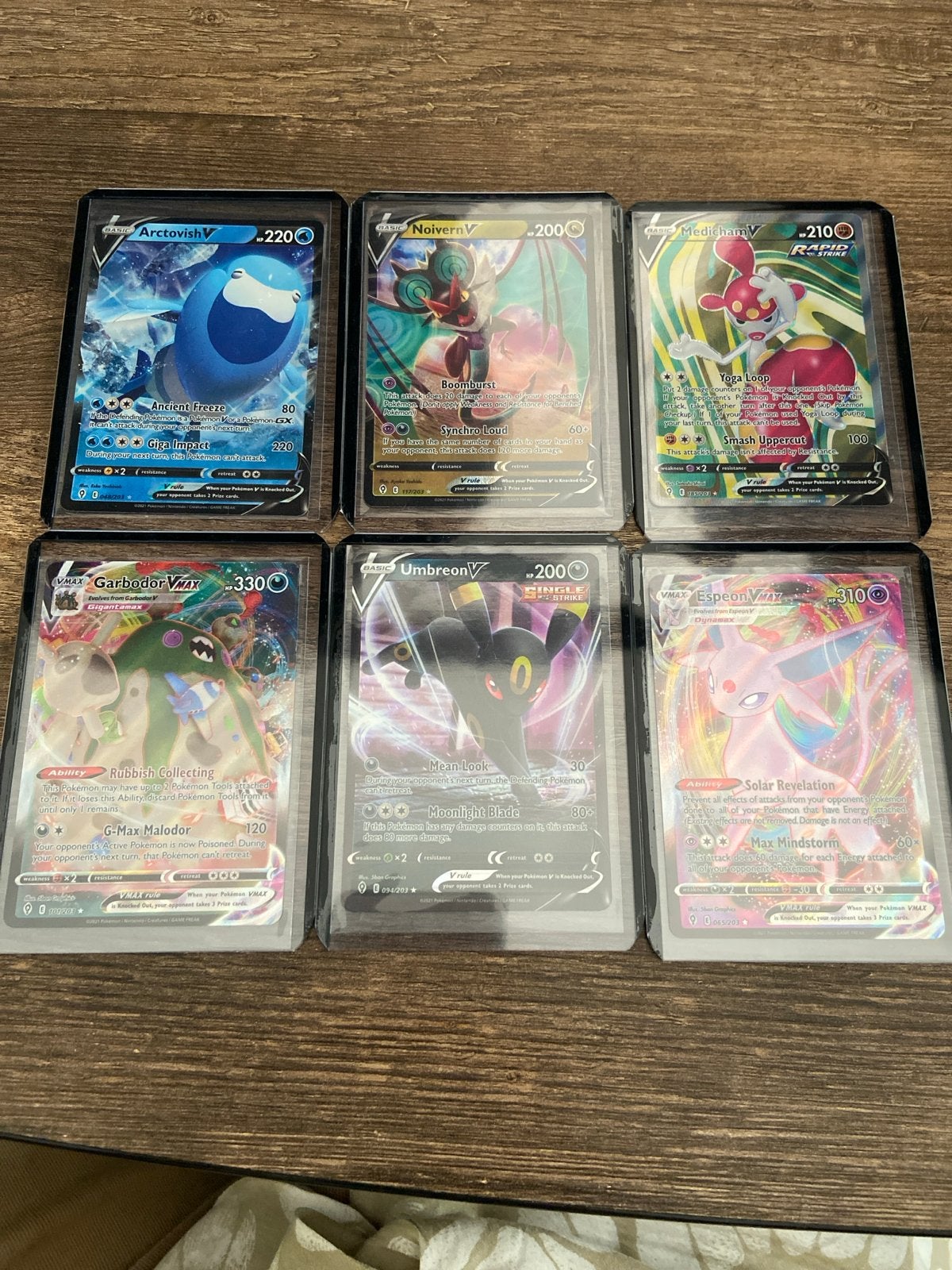Pokémon Evolving Skies hits, Ophalen of Verzenden, Zo goed als nieuw, Meerdere kaarten