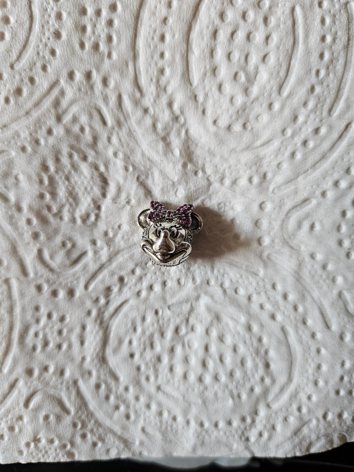 disney pandora clip-stopper, Ophalen of Verzenden, Overige figuren, Zo goed als nieuw, Beeldje of Figuurtje