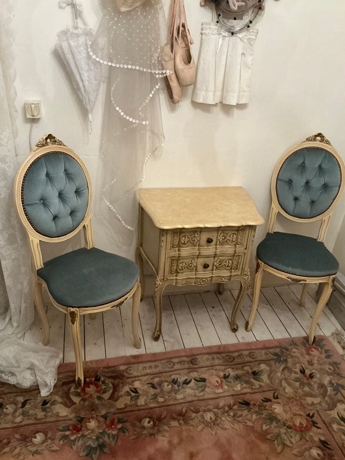 2 antieke Franse kleine boudoir stoeltjes, Ophalen