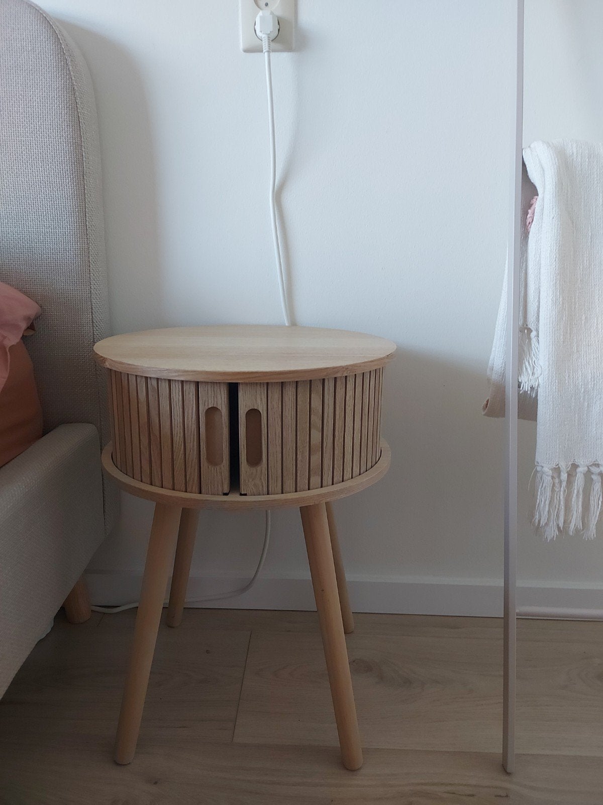 Nachtkastje Xenos Uppsala - Zo goed als nieuw, Ophalen, Minder dan 45 cm, 55 tot 70 cm, Zo goed als nieuw