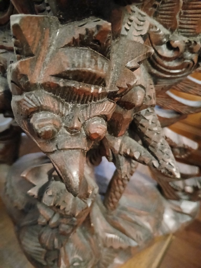 Houtsnijwerk garuda, Antiek en Kunst, Kunst | Beelden en Houtsnijwerken, Houtsnijwerk, Ophalen of Verzenden, Handgemaakt, 20 - 50 cm