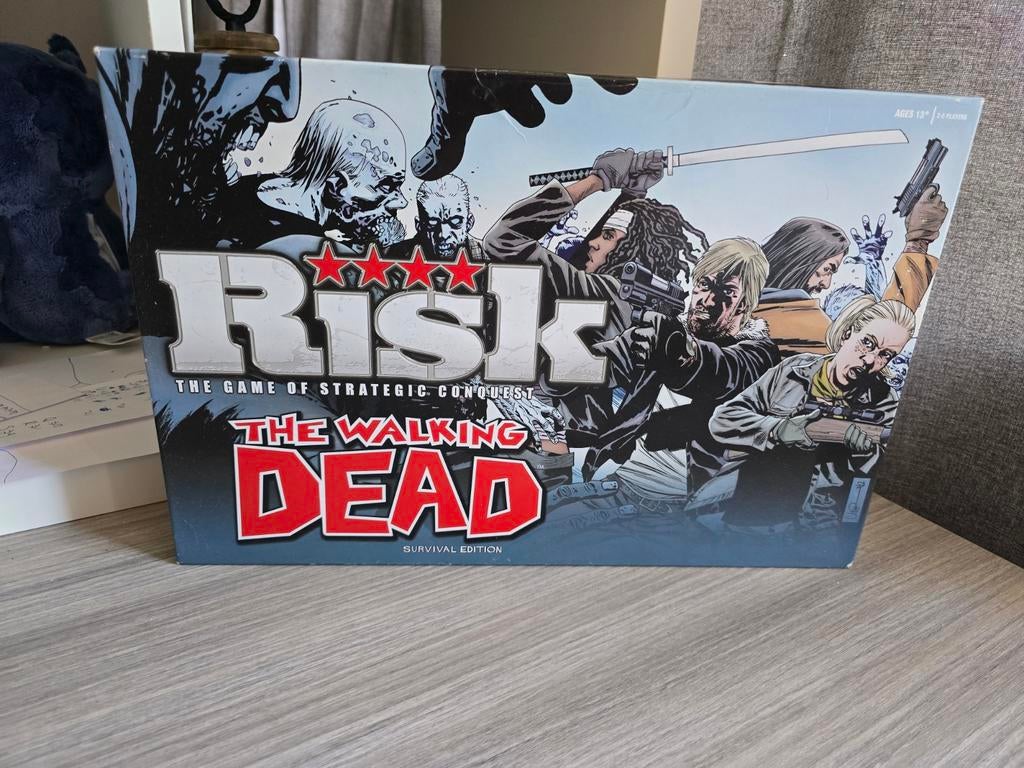 Risk The Walking Dead - Nieuw, doos licht beschadigd, Ophalen of Verzenden, Nieuw