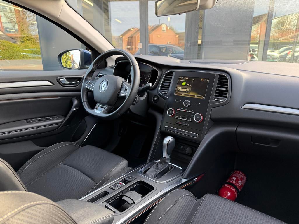 Renault Mégane Mégane Estate TCe 140 Limited (bj 2020), Gebruikt, 4 cilinders, 1290 kg, Blauw