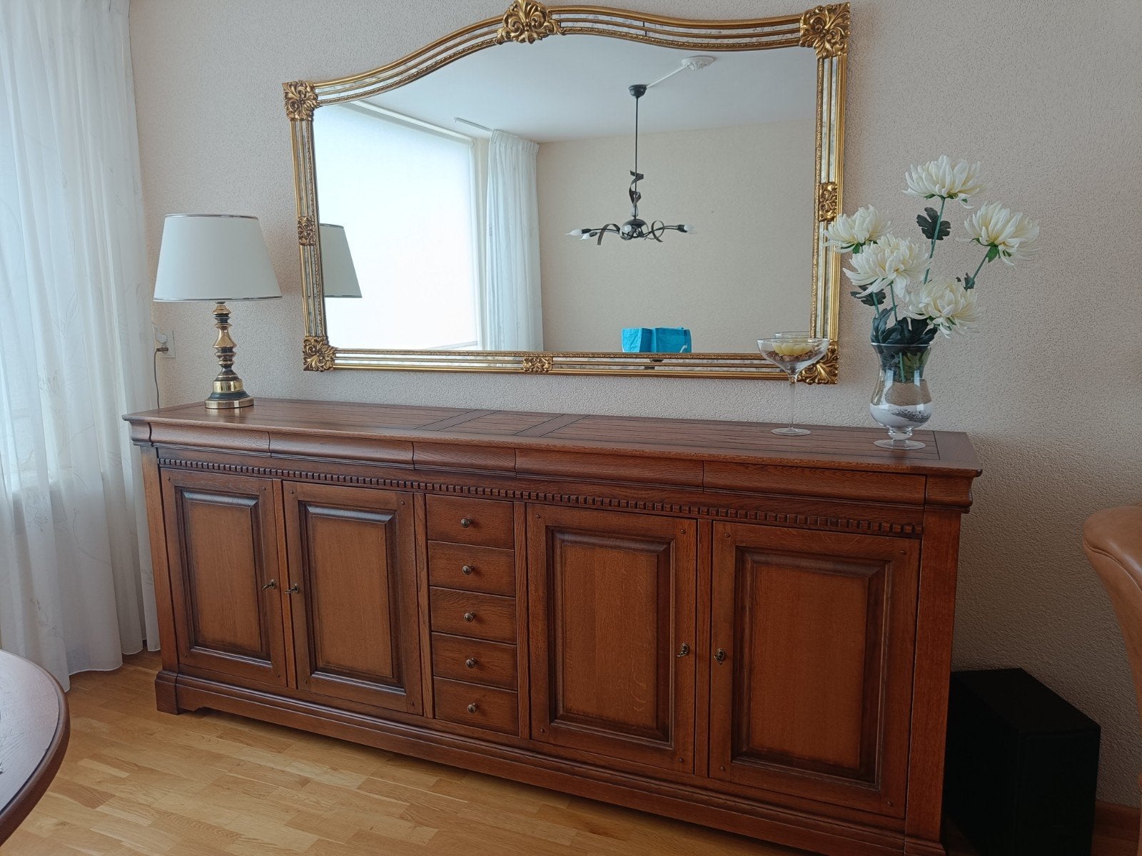 Dressoir ivm niet op komen dagen opnieuw aangeboden, Ophalen, Met deur(en), Klassiek, Zo goed als nieuw