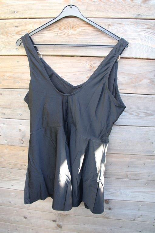 Zwemjurk zwart mt 52C Vaste prijs, Kleding | Dames, Badmode en Zwemkleding, Ophalen of Verzenden, Zo goed als nieuw, Zwart, Badpak