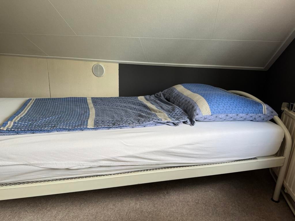 Auping 1 persoonsbed, incl matras, Ophalen, Gebruikt, Eenpersoons, Stalen frame, wit