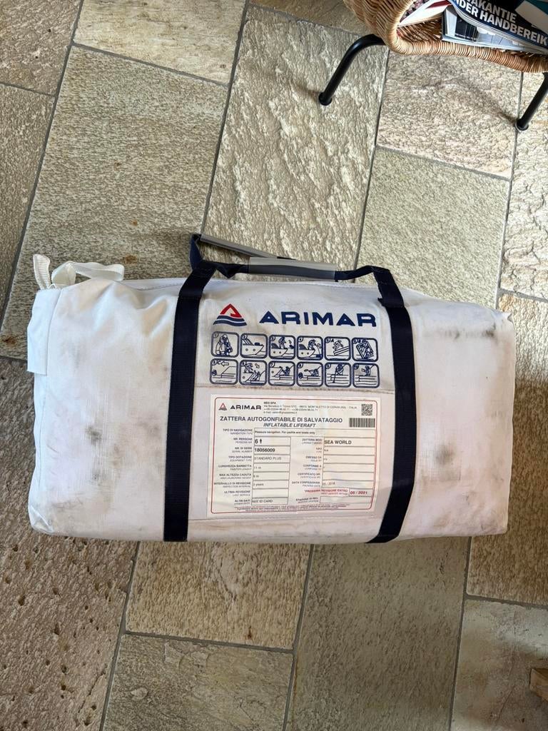 ARIMAR Reddingsvlot 6 Personen - Goede staat, Ophalen, Minder dan 15 m², Zo goed als nieuw, 3 tot 6 meter