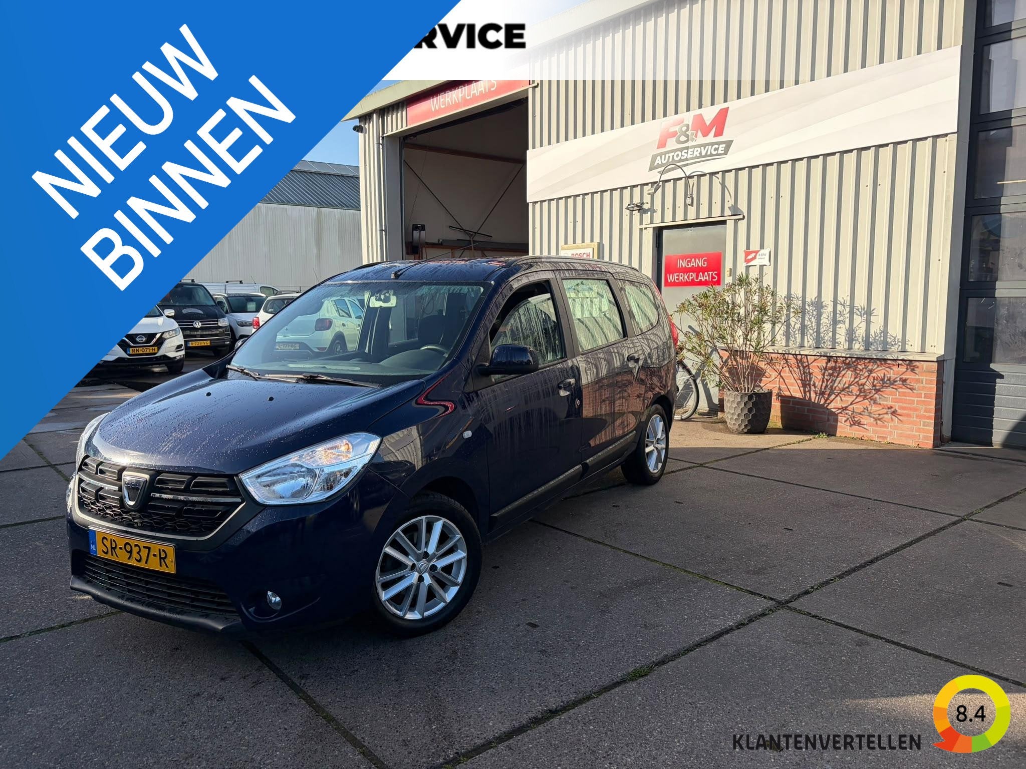 Dacia Lodgy 1.2 TCe Lauréate 5p. Airco, cruise, trekhaak, Auto's, Voorwielaandrijving, Stof, Euro 6, Blauw