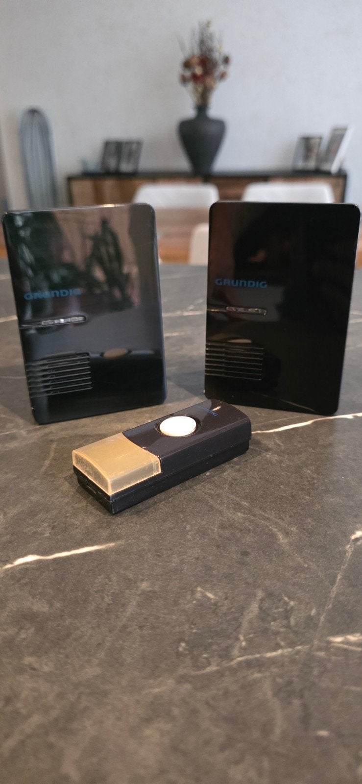 Grundig Draadloze Deurbel Set - 2 Ontvangers, Ophalen of Verzenden, Zo goed als nieuw, Draadloos