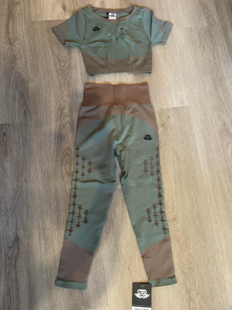 Nieuwe Body Engineers set dames - Maat M met open details, Ophalen of Verzenden, Nieuw, Maat 38/40 (M), Zwart