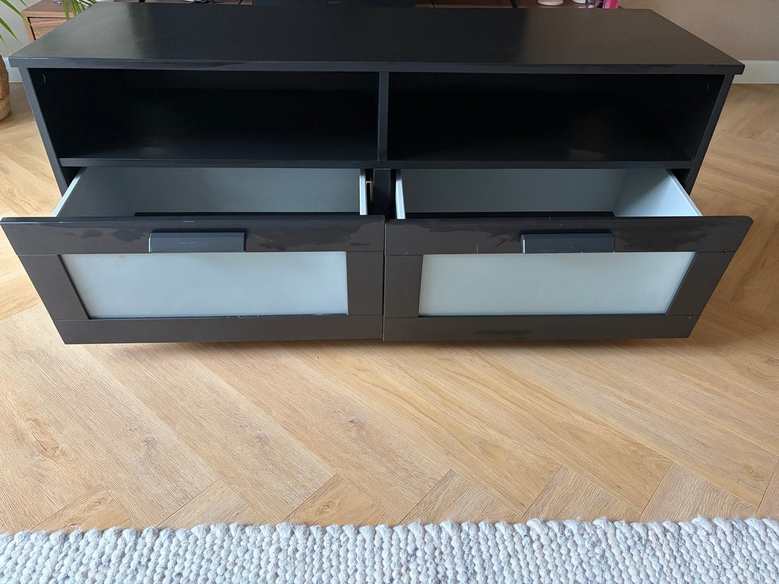 IKEA BRIMNES TV-meubel/dressoir zwart met lades, Ophalen, 100 tot 150 cm, Zo goed als nieuw, Minder dan 100 cm