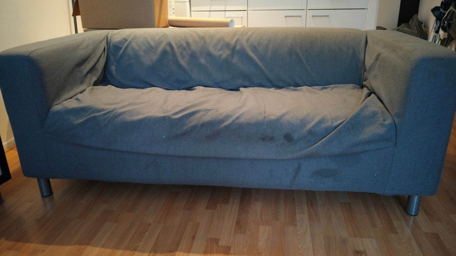 Grijze tweezitsbank (IKEA KLIPPAN) - Gratis afhalen, Ophalen, Gebruikt, 150 tot 200 cm, Tweepersoons