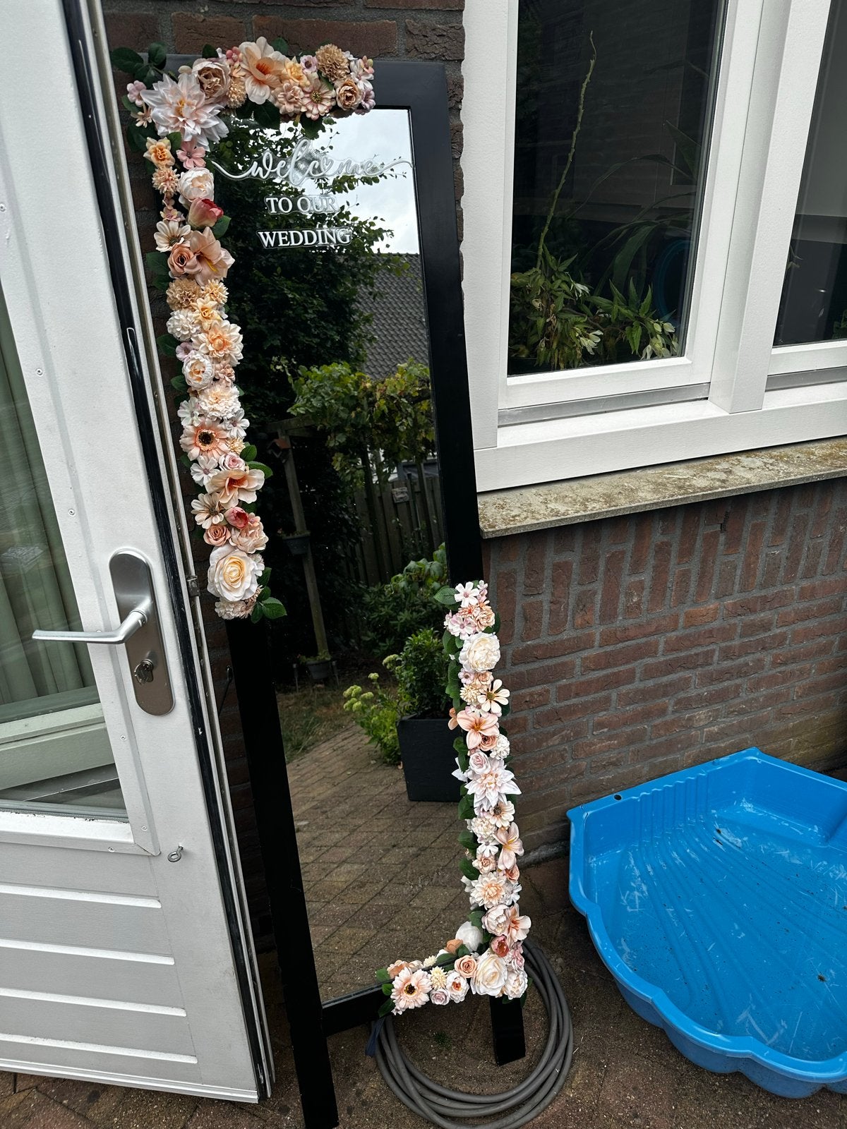 Welkomstbord spiegel met bloemen voor bruiloft, Ophalen, Rechthoekig, 50 tot 100 cm, 150 tot 200 cm