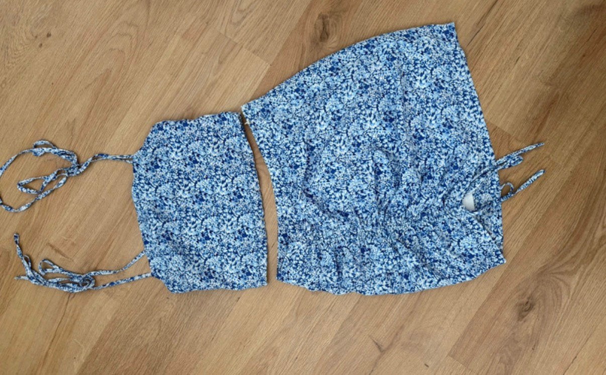 Loavies set, Maat 38/40 (M), Zo goed als nieuw, Zonder mouw, Verzenden