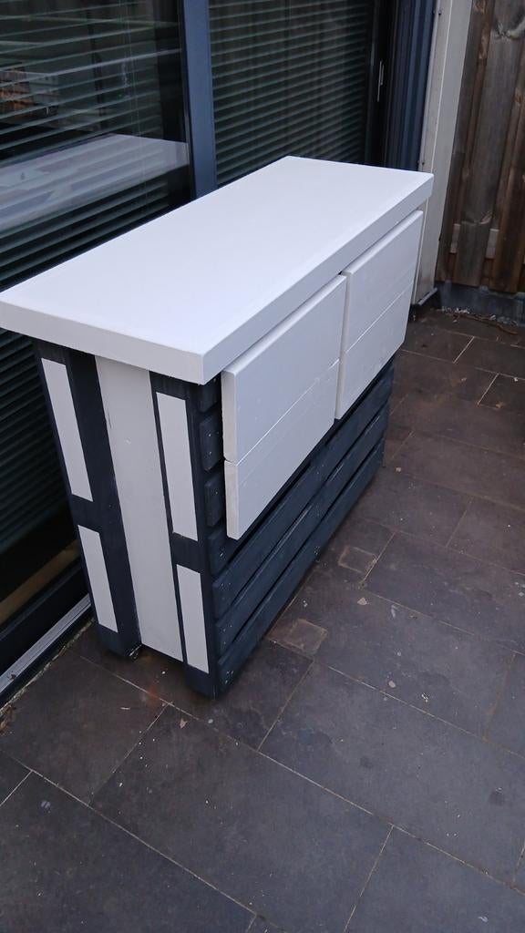 Handgemaakte oppot tafel/of waar je het wil voor gebruiken, Ophalen, Gebruikt, Hout, Overige typen