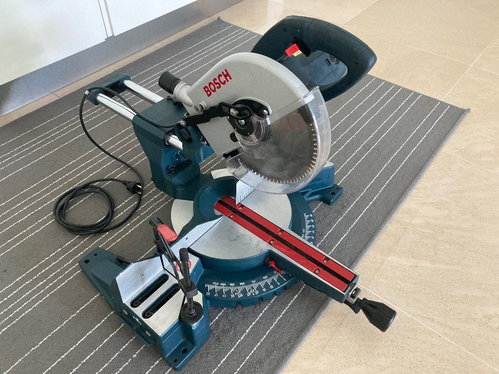 Bosch Professional GCM 10 S afkortzaag incl. 3 zaagbladen, Ophalen, 70 mm of meer, Zo goed als nieuw, Afkortzaag