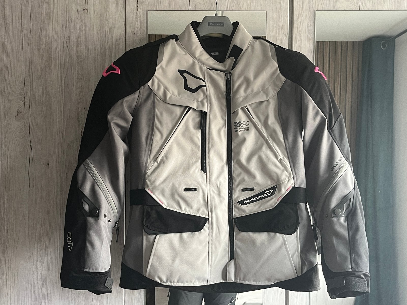 Macna motorjas voor dames - grijs/zwart/roze, Motoren, Kleding | Motorkleding, Ophalen of Verzenden, Tweedehands, Dames, Jas | textiel
