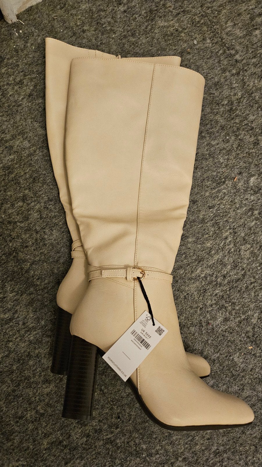 Nieuwe Hoge Laarzen met Hoge Hakken, Maat 38, Brede Schacht, Hoge laarzen, Beige, Nieuw, Ophalen of Verzenden