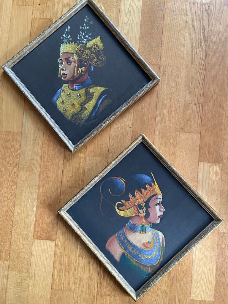 Twee prachtige schilderijen van Balinese vrouwen, Ophalen of Verzenden