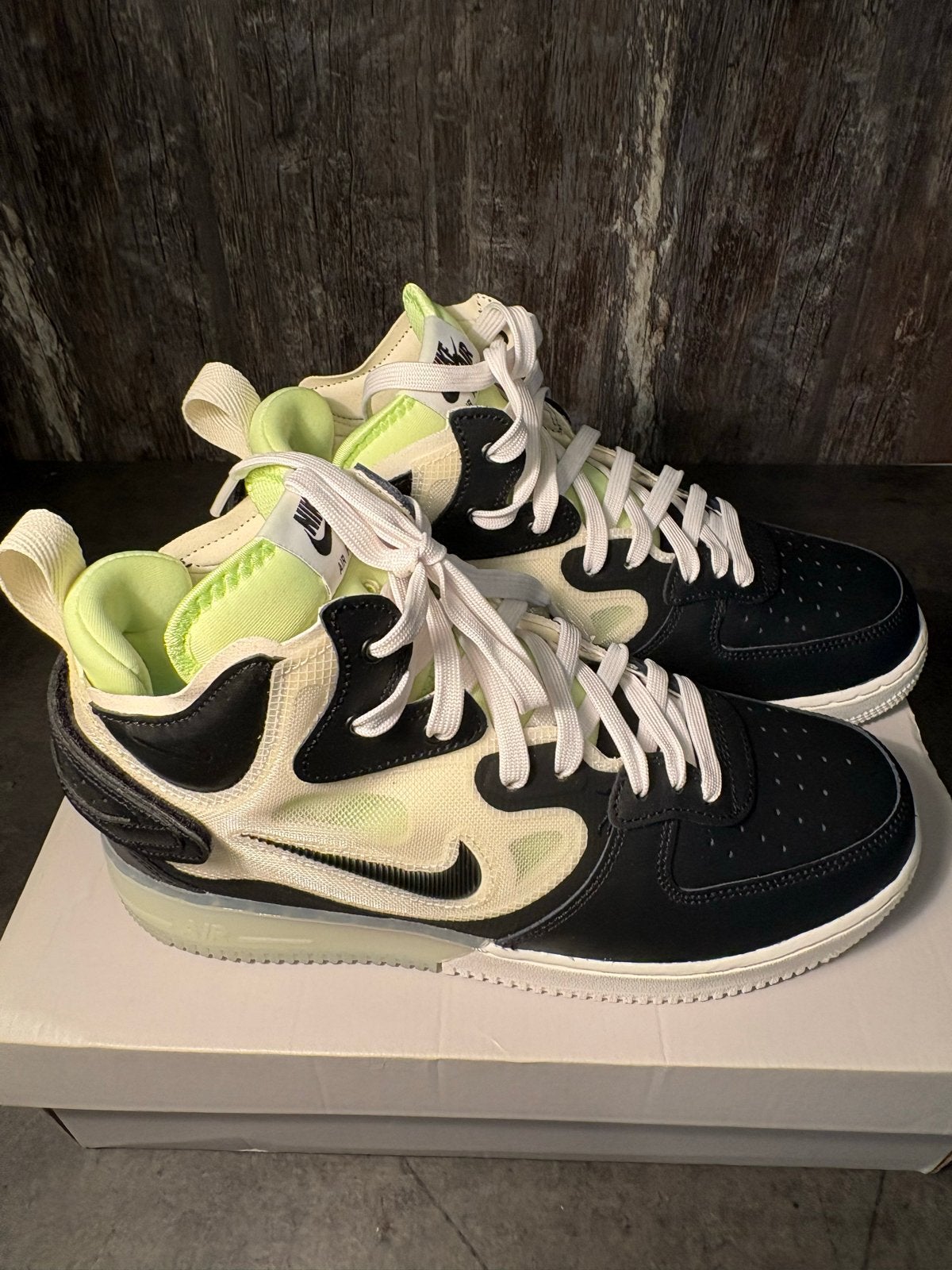 Nike Air Force 1 Mid React - Nieuw in doos, Ophalen of Verzenden, Nieuw, Zwart, Sneakers of Gympen