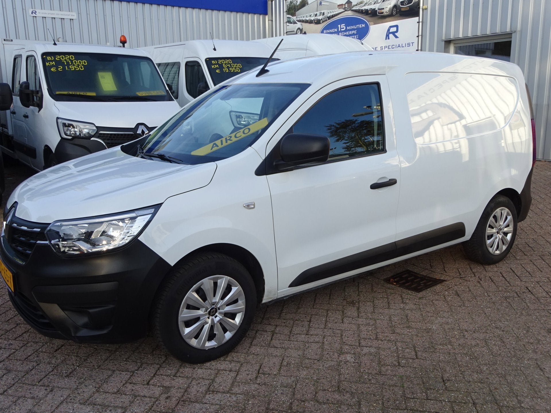 Renault Express 1.5 dCi 75 Comfort + AIRCO NAVIGATIE CRUISE, Auto's, Voorwielaandrijving, Dealer onderhouden, Stof, Gebruikt
