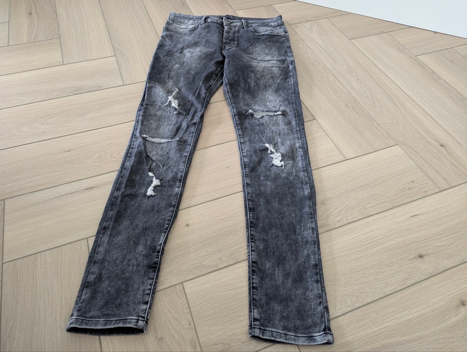 Jeans Ashes to Dust maat 31/32, Ophalen of Verzenden, Zo goed als nieuw, Blauw, W32 (confectie 46) of kleiner
