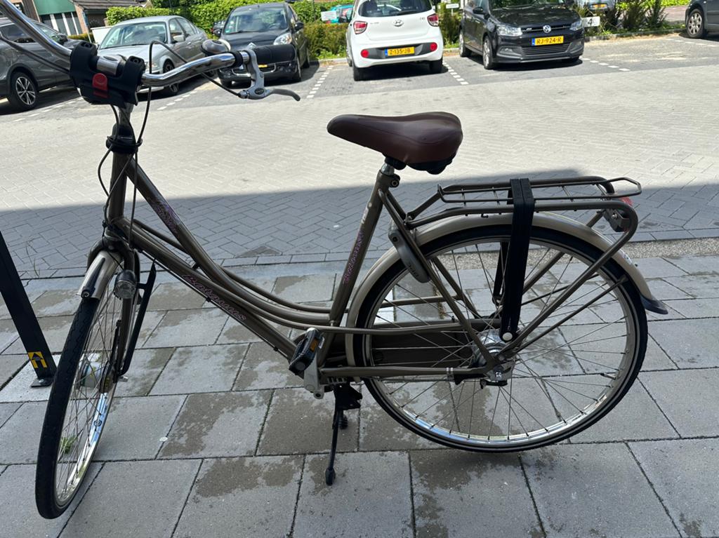 Batavus fiets, Fietsen en Brommers, Fietsen | Dames | Damesfietsen, 56 cm of meer, Ophalen, Zo goed als nieuw, Batavus