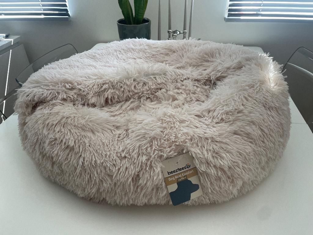 Beeztees Yala hondenmand 70cm (nieuw!), Dieren en Toebehoren, Hondenmanden, Ophalen of Verzenden, Nieuw, Pluche