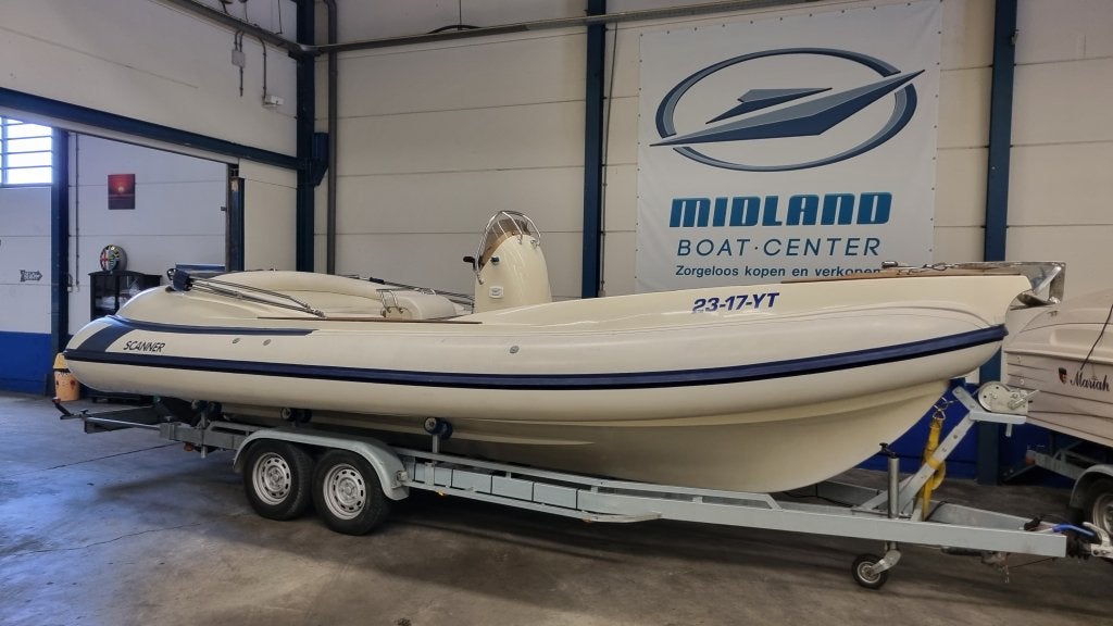 Scanner Envy 710 RIB met 300+pk met trailer, Gebruikt, Binnenboordmotor, Zonnedek, 300 pk