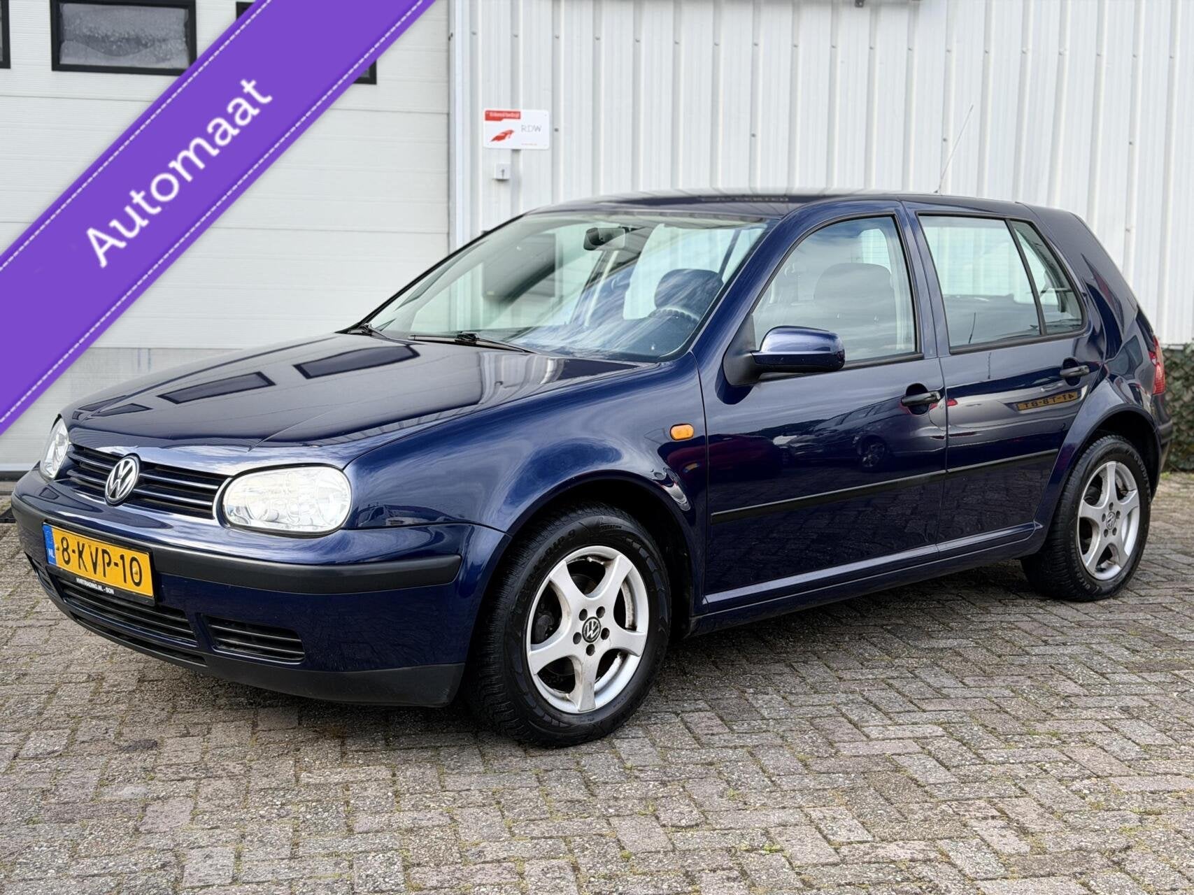 Volkswagen Golf 1.6 Automaat Nieuwe Apk, Auto's, 101 pk, Gebruikt, 4 cilinders, Blauw