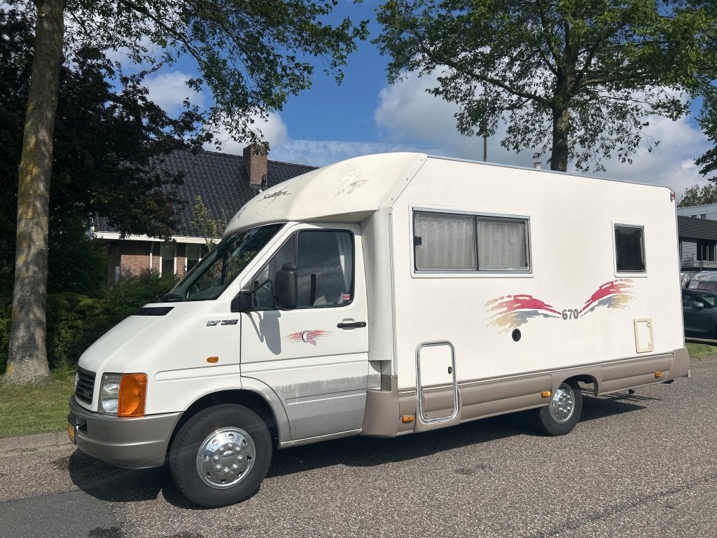 VW LT 35 CAMPER RIMOR 670 SAILER ZEER NETTE STAAT!, Ringverwarming, Achteruitrijcamera, Bedrijf, Koelkast