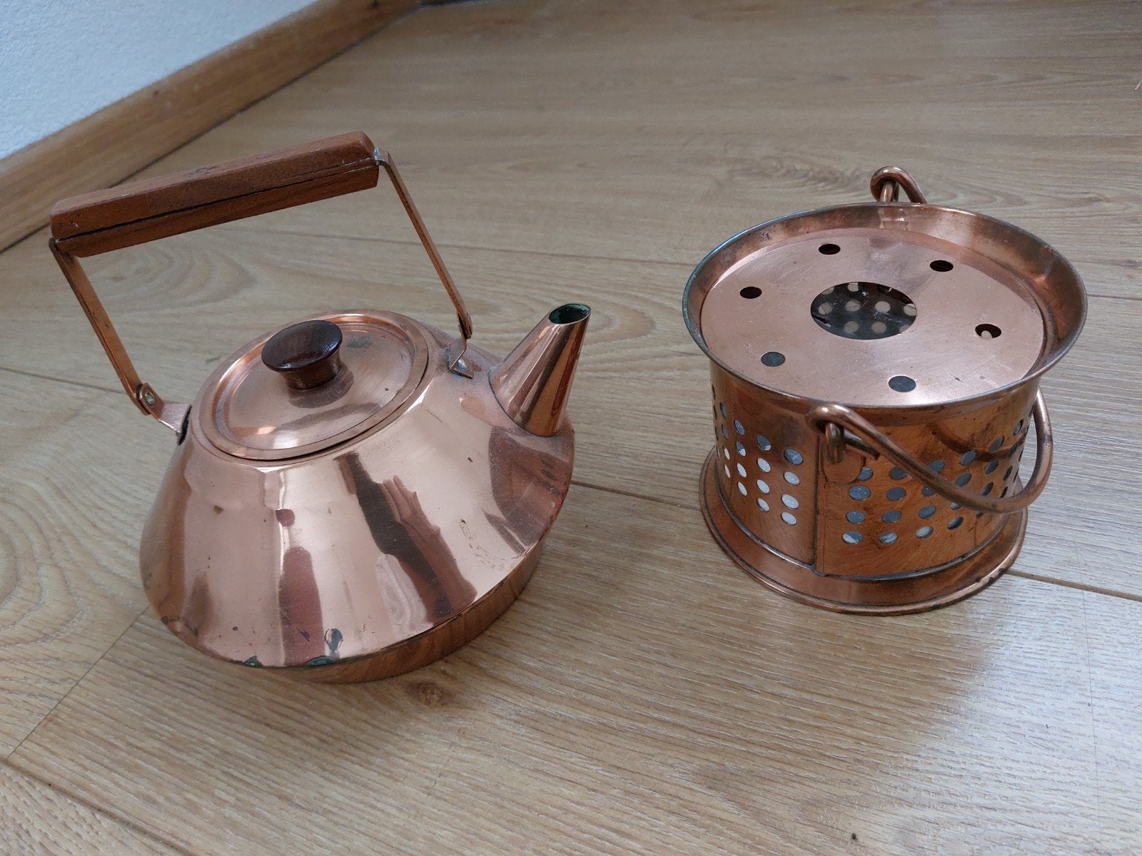 Koperen theepot en theelicht, doorsnee ca 16 cm, Antiek en Kunst, Ophalen
