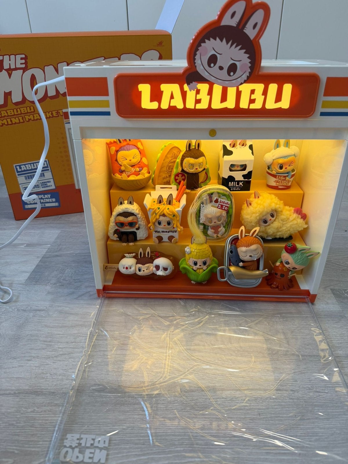 Popmart The Monsters Wacky Mart Figures & Display, Verzamelen, Poppetjes en Figuurtjes, Ophalen of Verzenden, Nieuw
