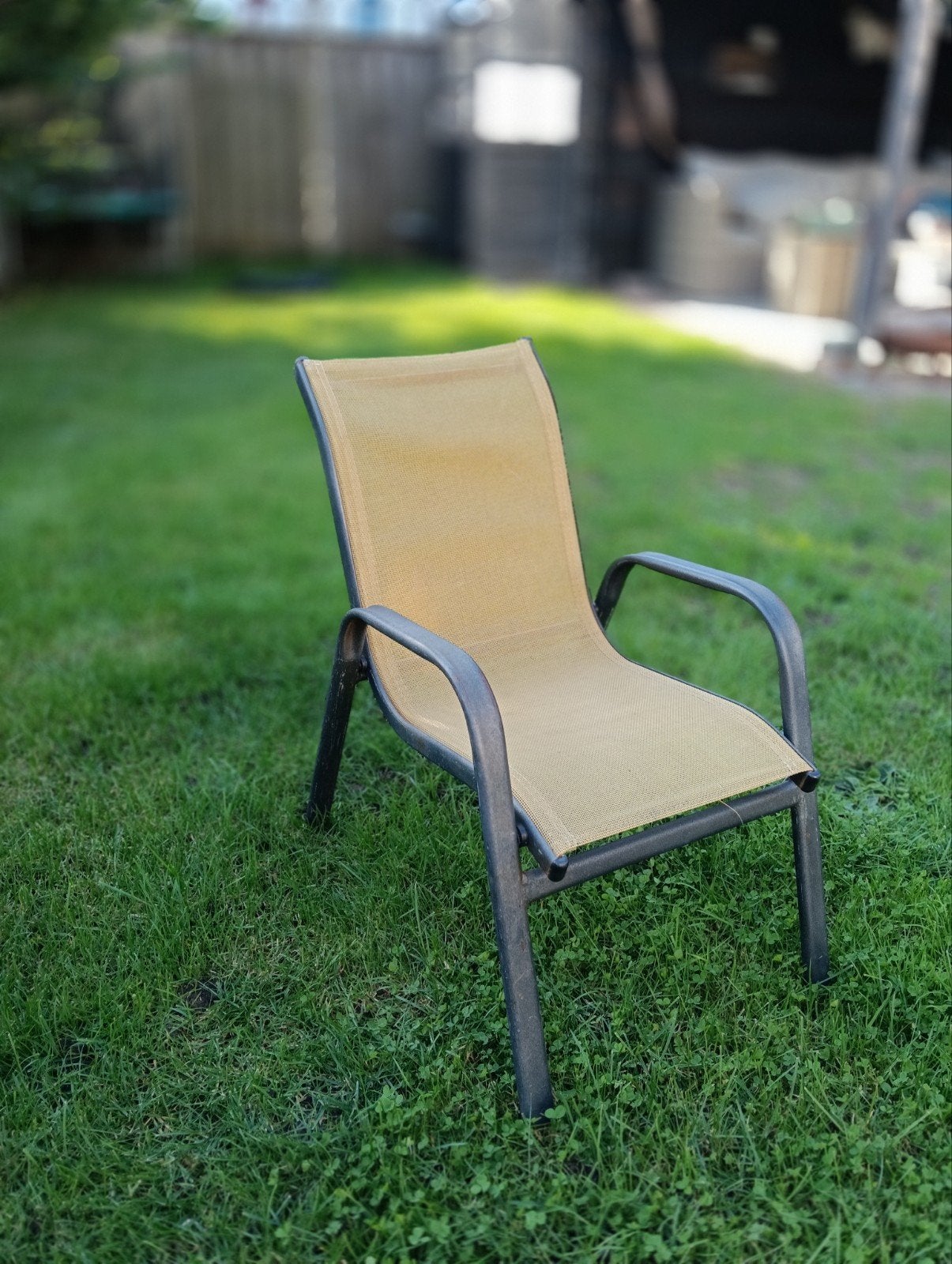 Comfortabele kinder tuinstoel met textileen zitting, Ophalen, Gebruikt, Metaal