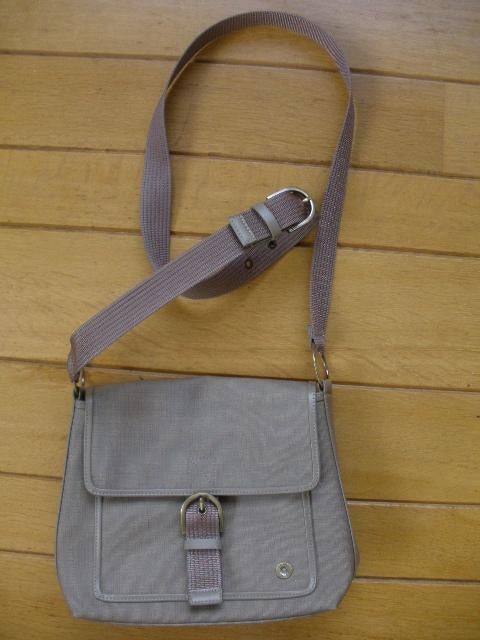 ESPRIT tas kaki, Sieraden, Tassen en Uiterlijk, Tassen | Damestassen, Ophalen of Verzenden, Beige, Handtas