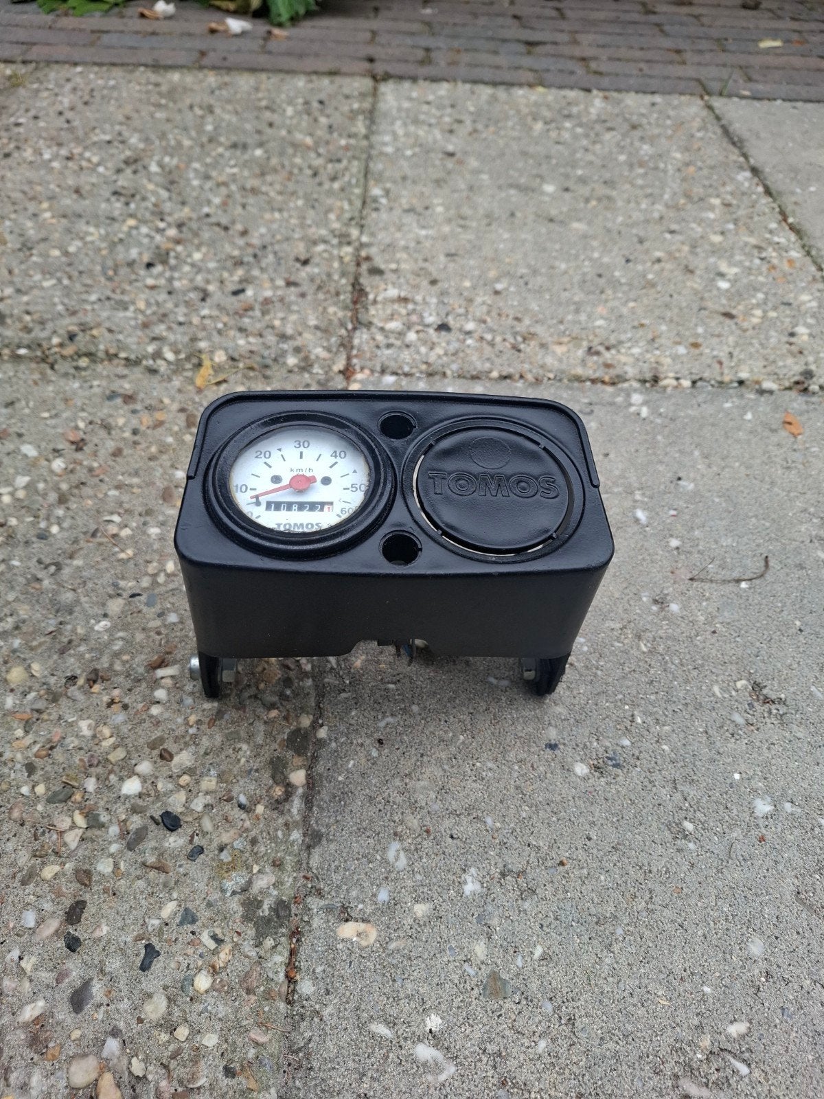 Tomos quadro kilometerteller met behuizing, Ophalen of Verzenden, Zo goed als nieuw, Koplamp, Tomos onderdelen