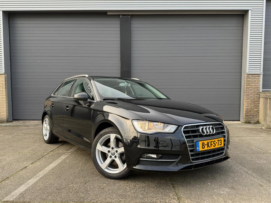 Audi A3 1.4 Tfsi 90KW Sportback 2013 Zwart, Auto's, Audi, Voorwielaandrijving, Stof, 4 cilinders, Origineel Nederlands