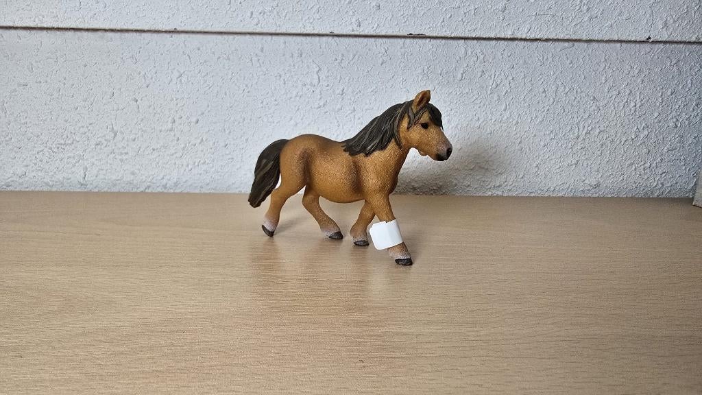 Schleich Shetland pony merrie model 13750, Ophalen of Verzenden, Zo goed als nieuw