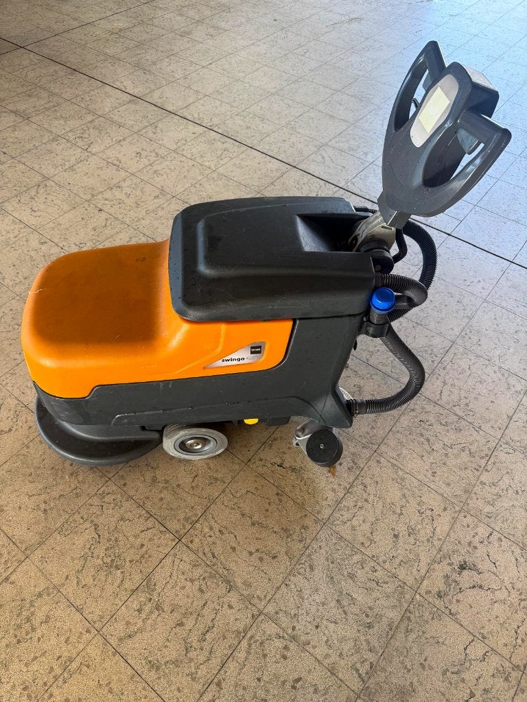 TASKI Swingo 455 Schrobzuigmachine, Doe-het-zelf en Verbouw, Reinigingsmachines, Ophalen, Gebruikt, Schrobmachine