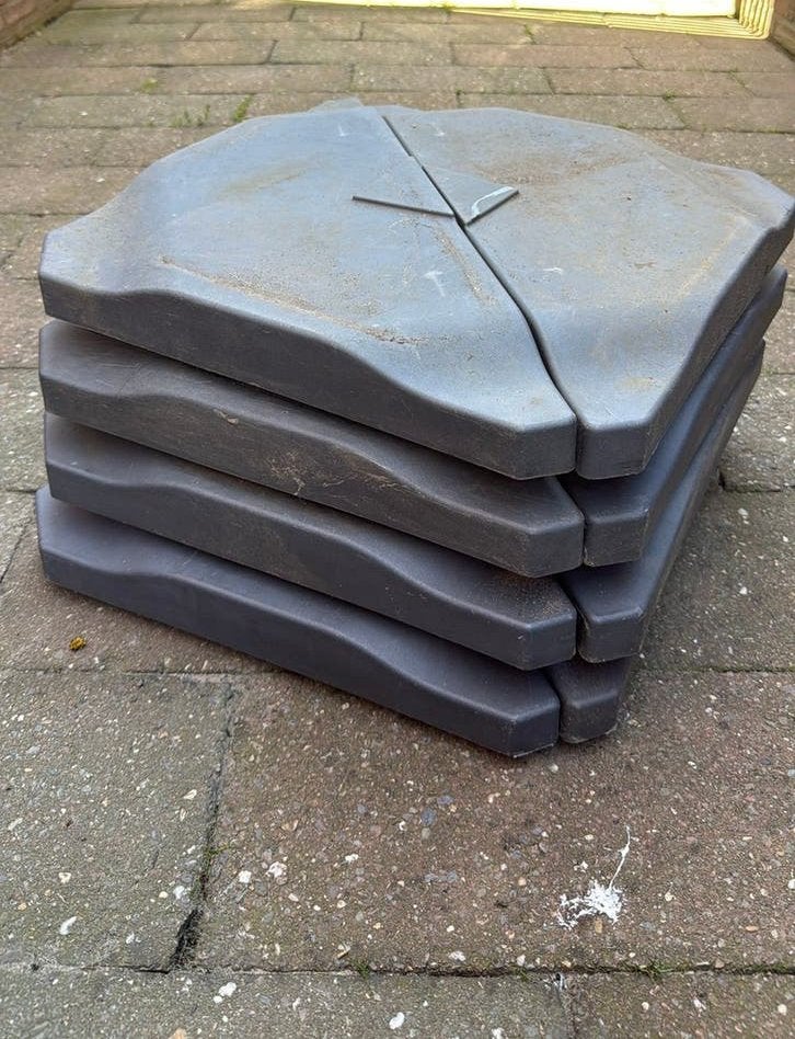 Parasolvoettegels, Ophalen, Gebruikt, Minder dan 1 meter, Parasolvoet