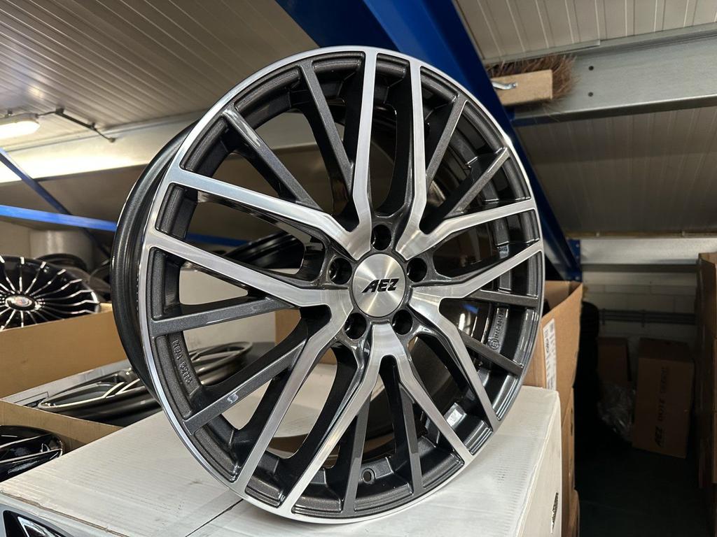 Nieuw 19inch VW Audi Seat BMW Skoda AEZ Style Velgen! 5x112, 19 inch, -, -, Banden en Velgen