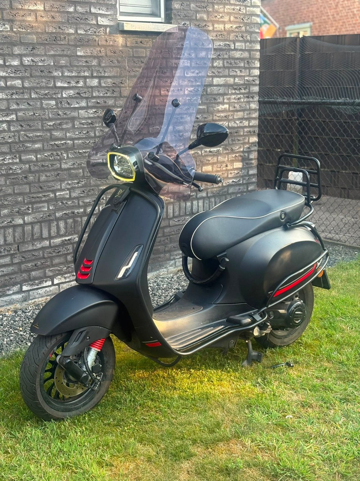 Piaggio Vespa Sprint S, Fietsen en Brommers, Scooters | Vespa, Ophalen, Maximaal 45 km/u, Vespa S, Zo goed als nieuw