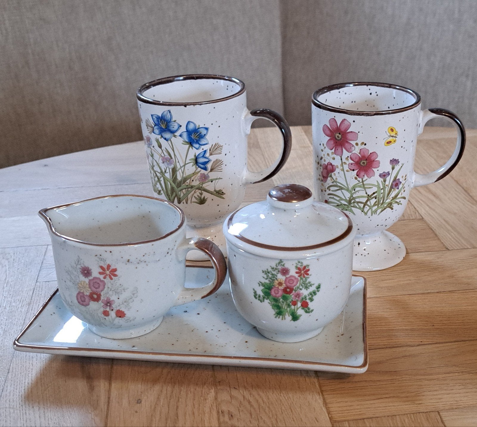 wildflower theeserviesje, Huis en Inrichting, Overige typen, Vintage, Ophalen of Verzenden, Zo goed als nieuw