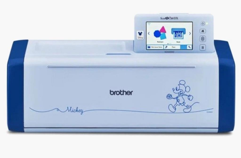 Brother ScanNCut  - Disney editie met rolfeeder, Hobby en Vrije tijd, Ophalen of Verzenden, Zo goed als nieuw, Slicemachine of Snijmachine