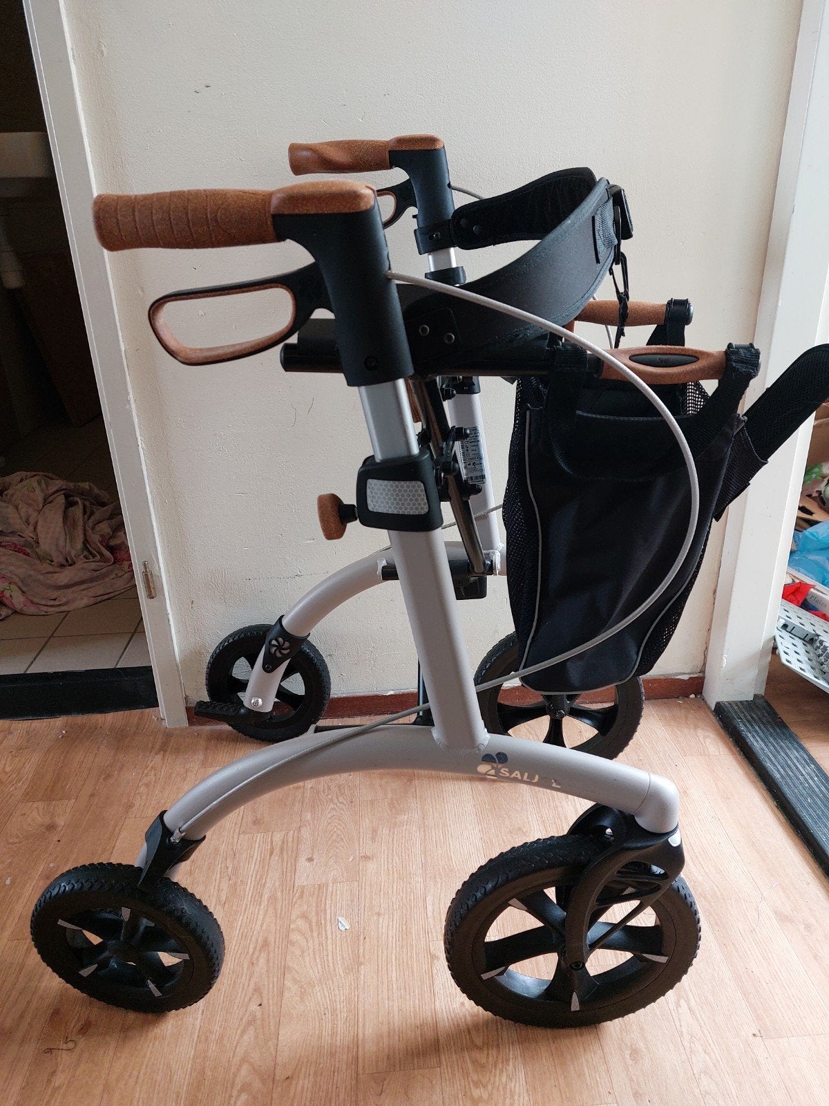 saljol  lichtgewicht rollator vanaf, Ophalen of Verzenden, Lichtgewicht