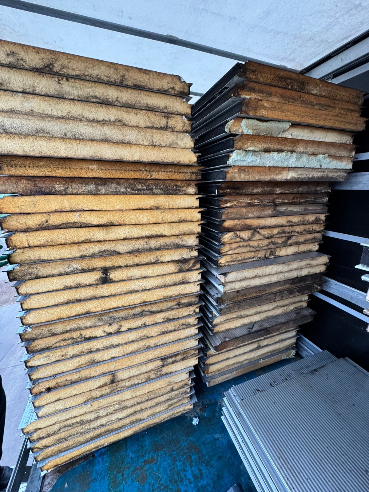 Gebruikte Sandwichpanelen 8cm dik - Diverse Lengtes, Ophalen, Gebruikt, Ntb, Ntb