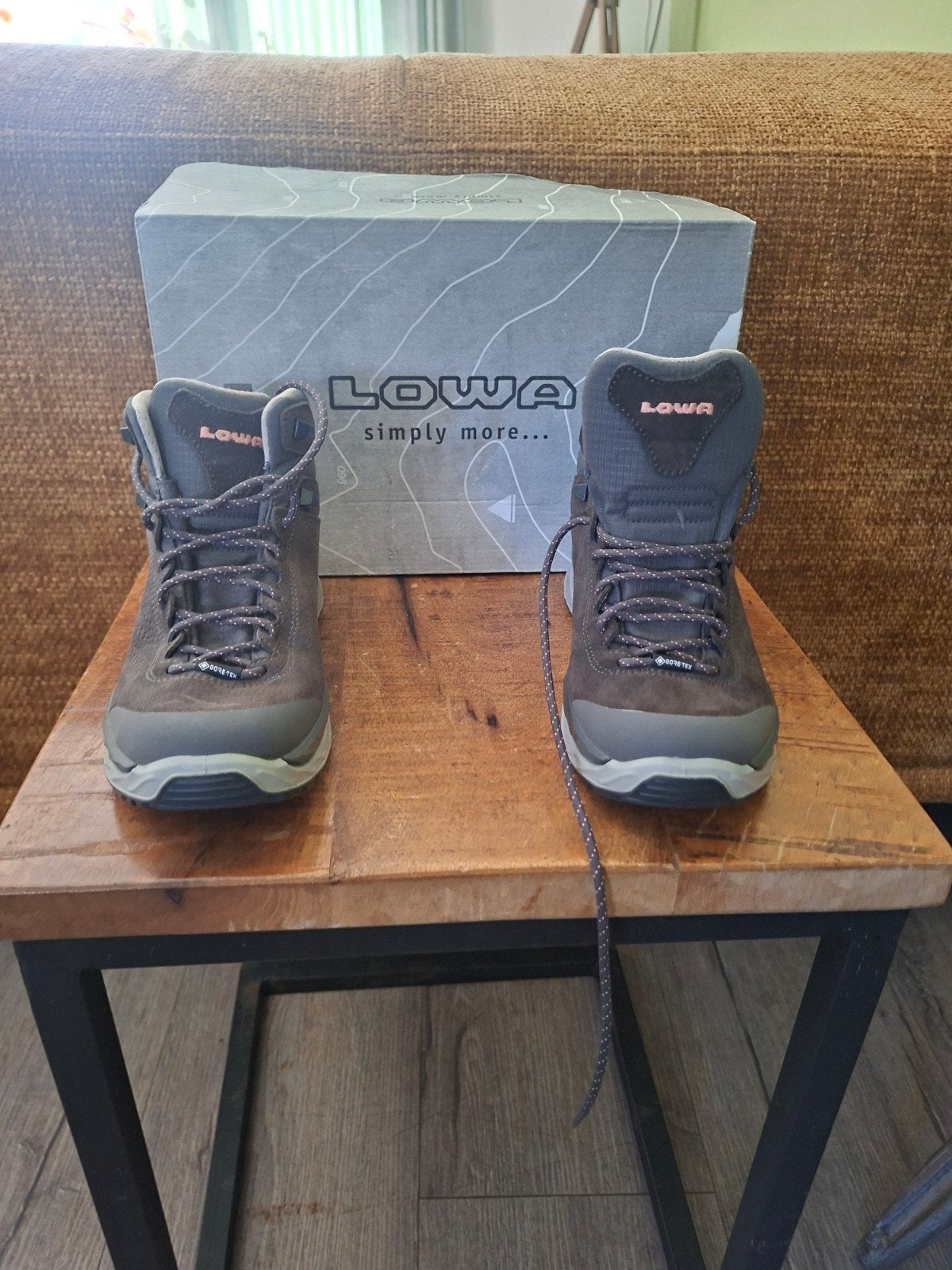 Nieuwe Lowa wandelschoenen maat 37.5, Ophalen of Verzenden, Nieuw, Schoenen