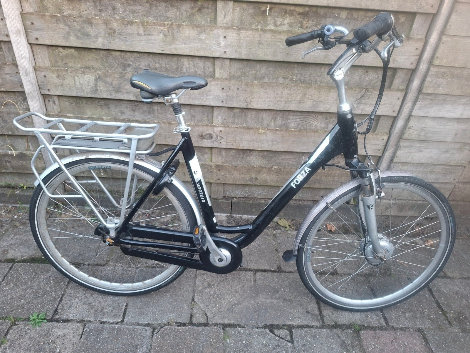 forza elektrische fiets opknapt zonder accu en oplader!!, Ophalen of Verzenden, Zo goed als nieuw, Overige merken